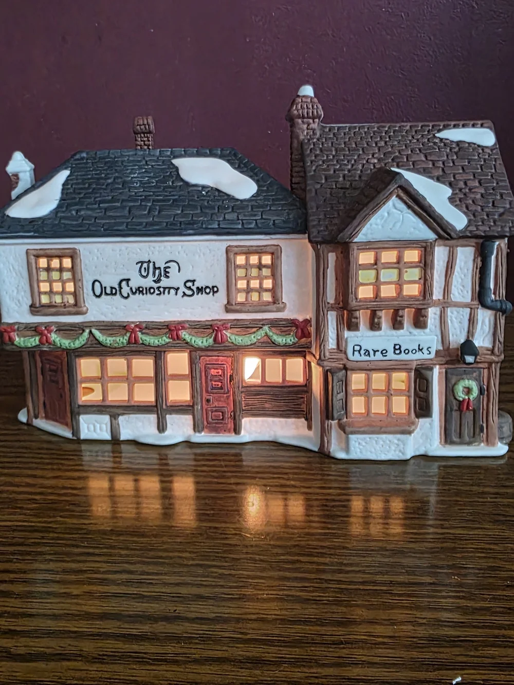 Dept 56 The Old Curiosity Shop Dickens Village Series 5905-6 Heritage Christmas